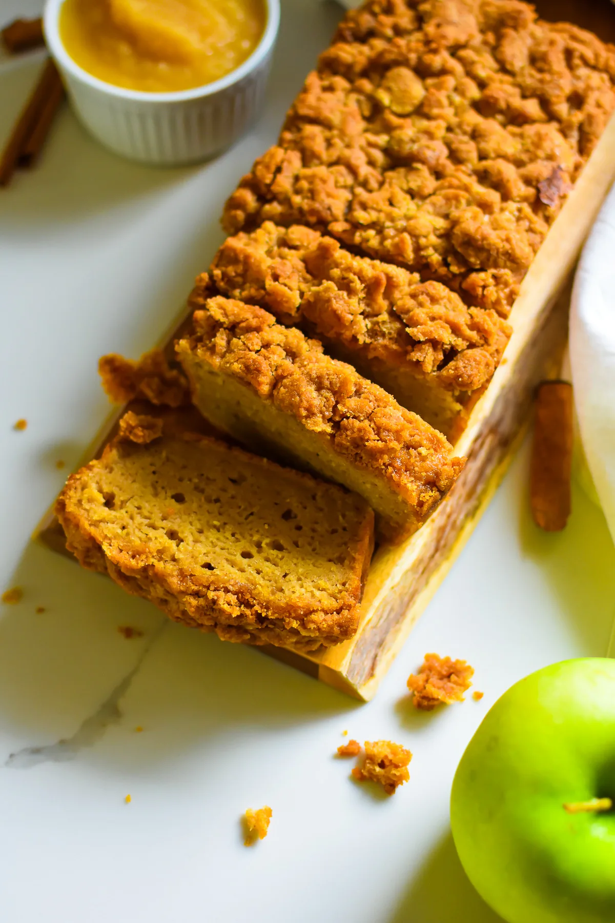 Easy Moist Applesauce Bread with Crumb Topping