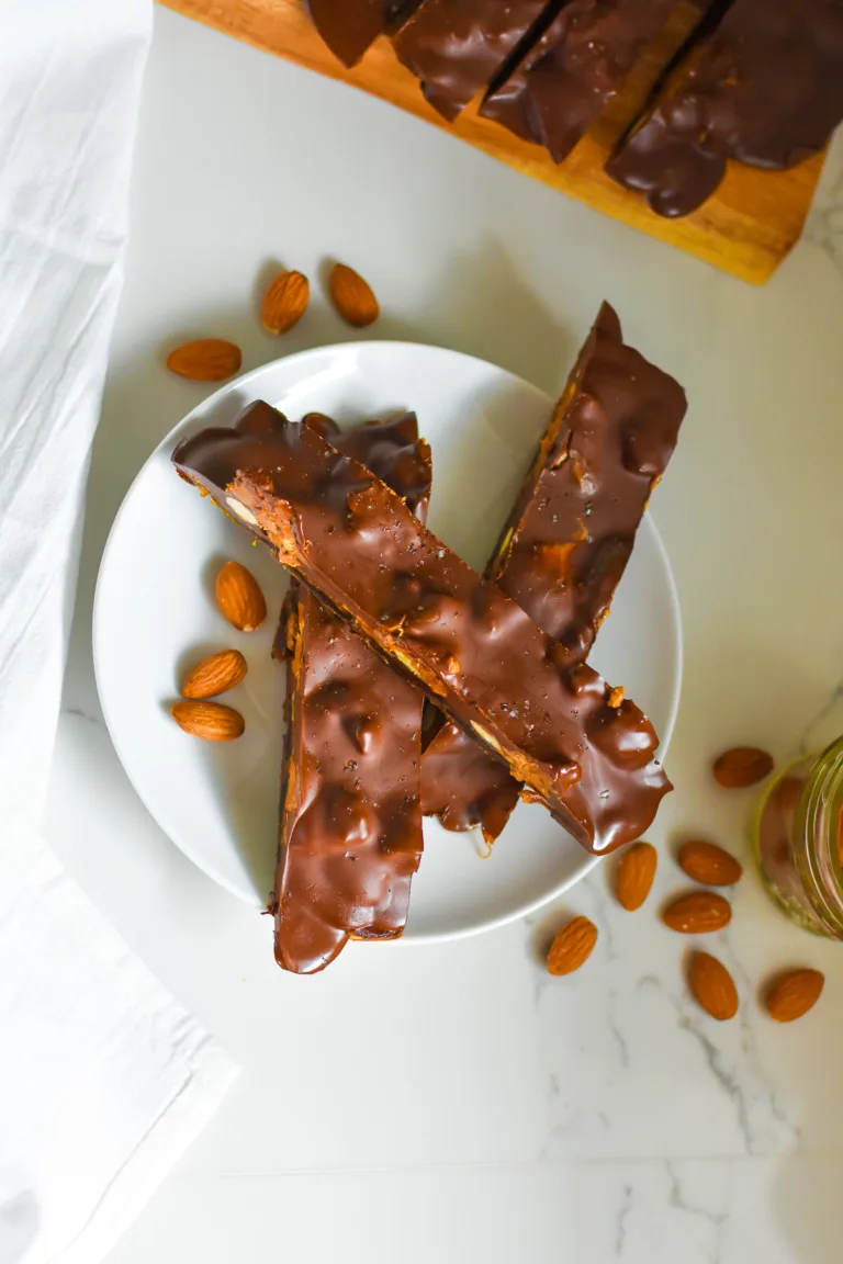 Healthy Date Snickers Bars