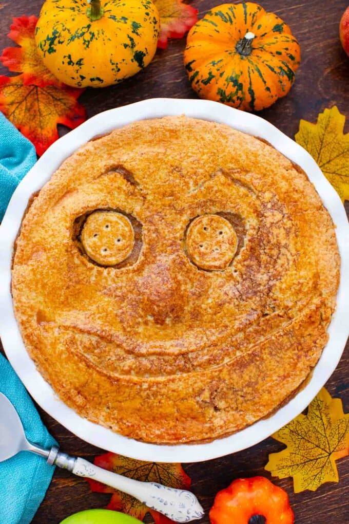 Spooky Faced Halloween Apple Pie