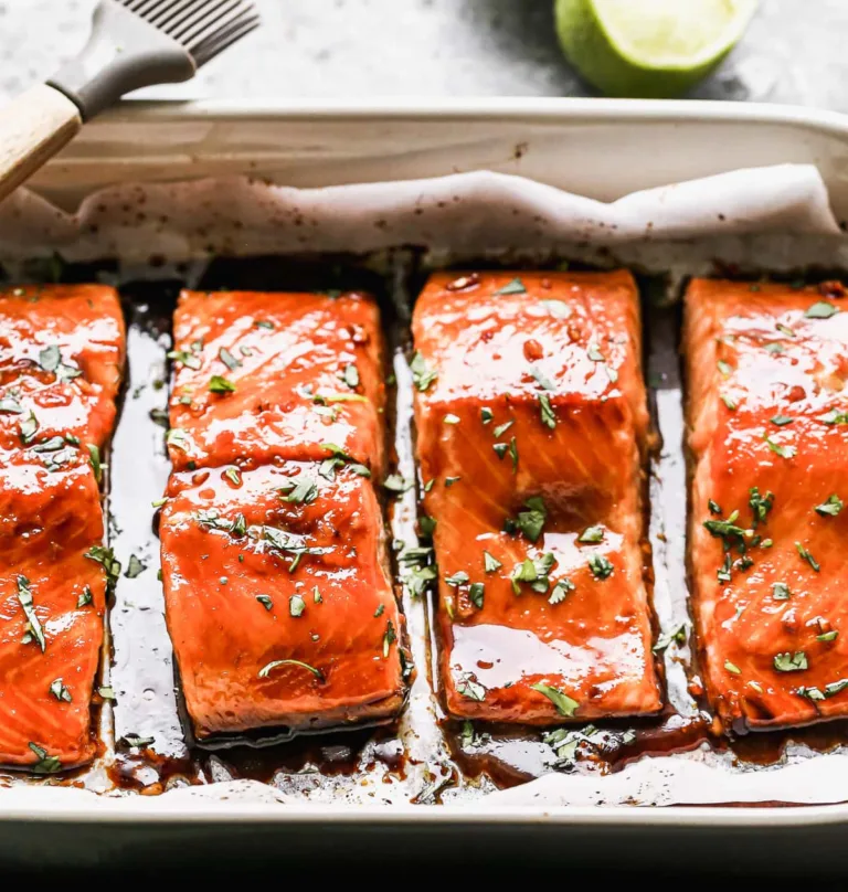 The Simple Baked Salmon Recipe We All Need in Our Lives