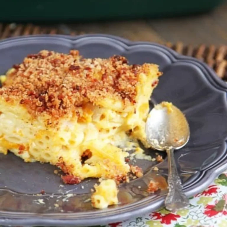 Butternut Squash Mac and Cheese With Bacon Breadcrumbs