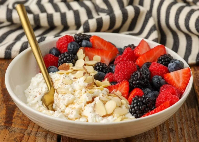 Cottage Cheese with Fruit