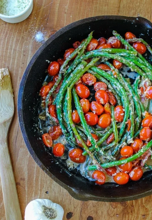 Sautéed Asparagus with Tomatoes