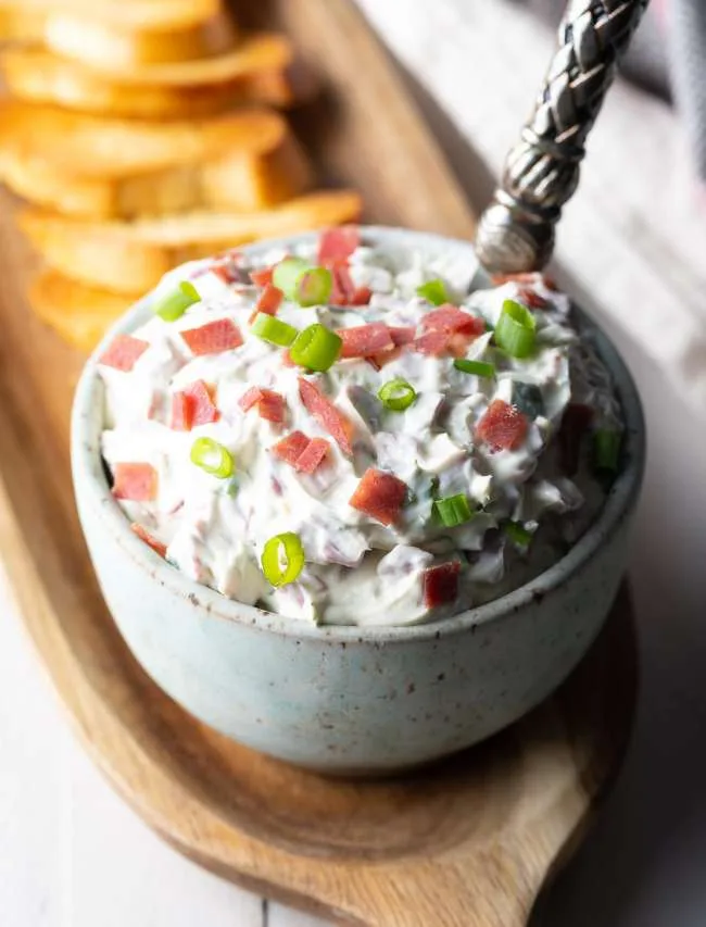 Amazing Chipped Beef Dip