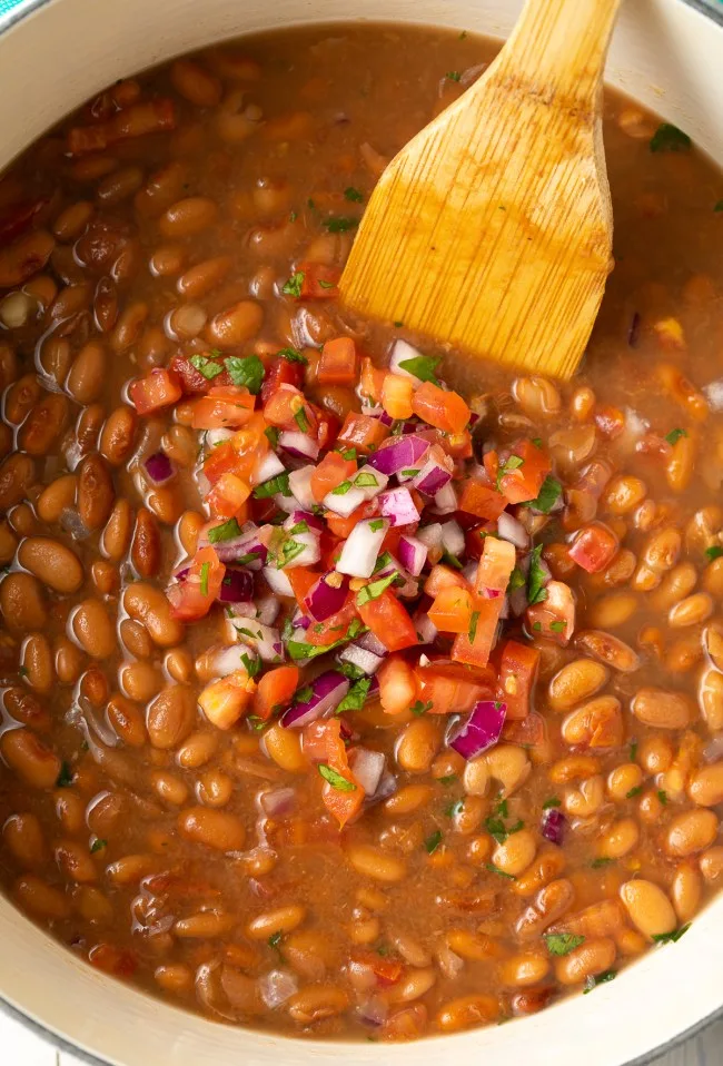 Mexican Pinto Beans Recipe (Frijoles de la Olla)