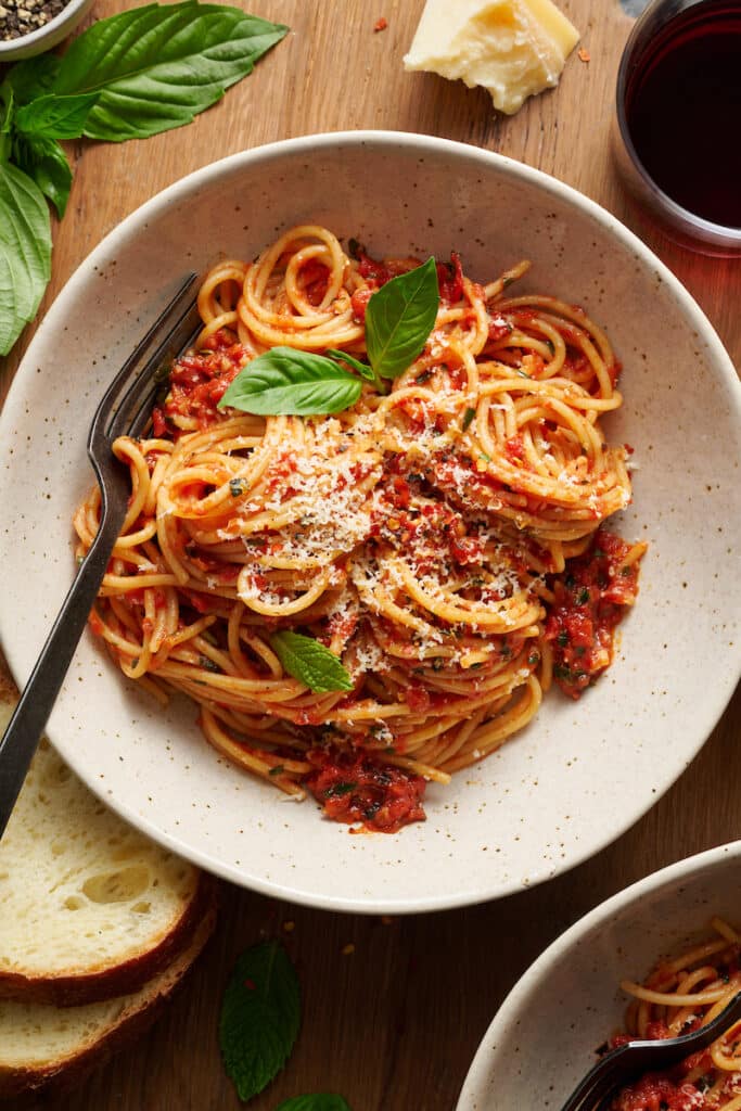 Spaghetti with Fra Diavolo Sauce