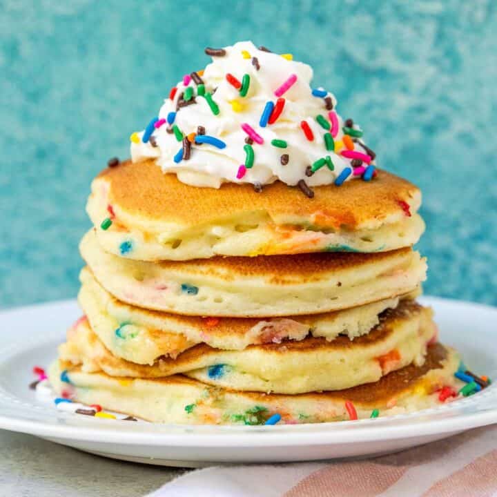 Easy Funfetti Cake Mix Pancakes