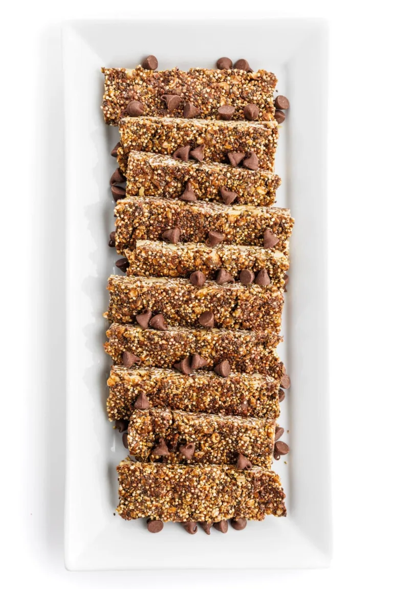 Quinoa Chocolate Chip Granola Bars