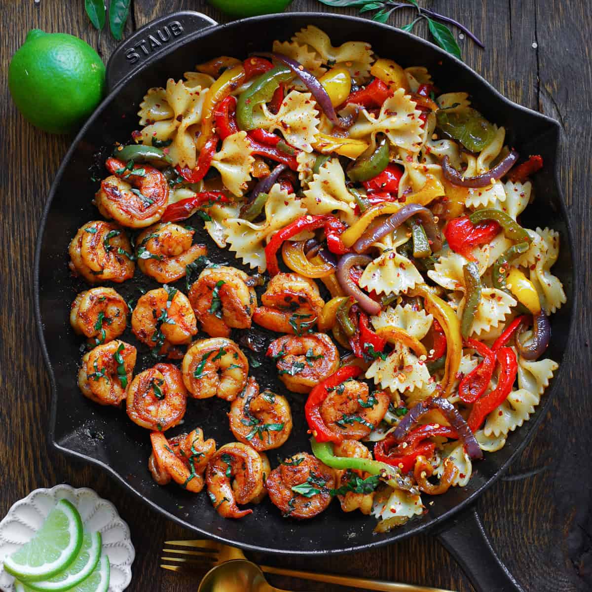 Shrimp Pasta with Bell Peppers (fajita-style)