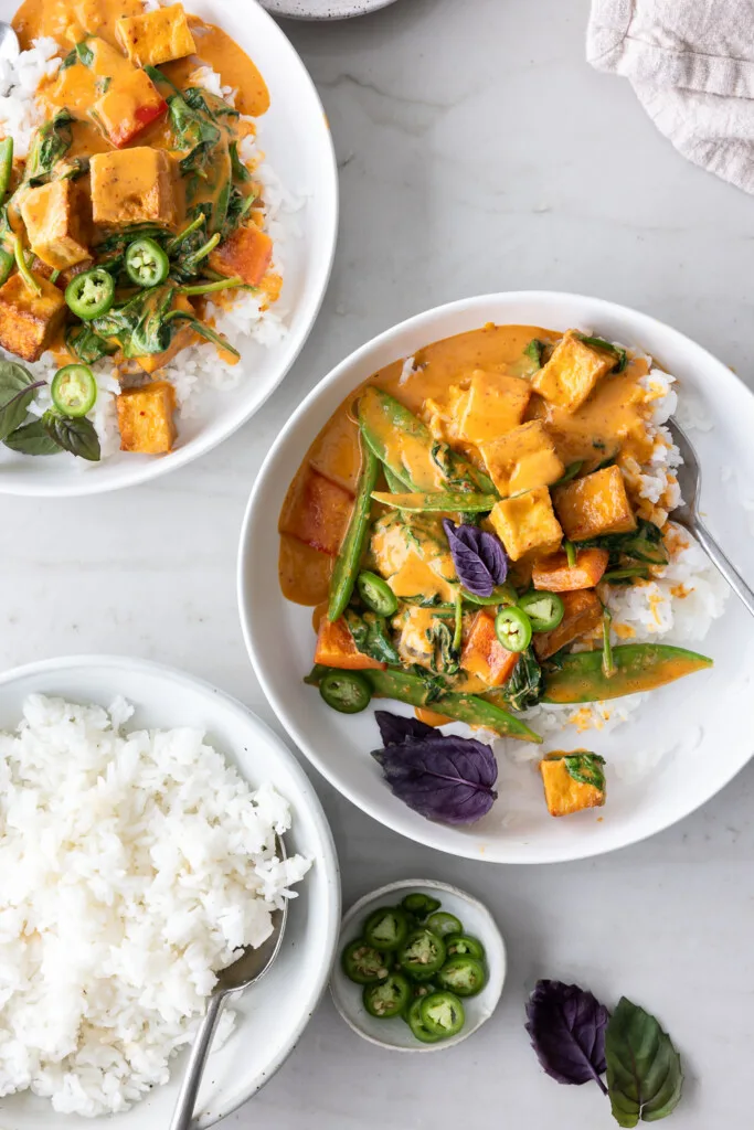 red coconut curry with tofu
