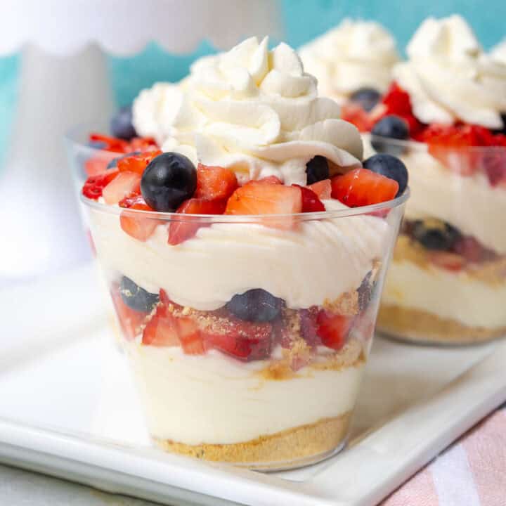 No Bake Berry Cheesecake Cups