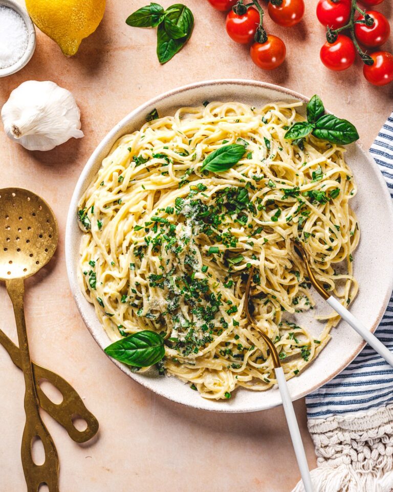Linguine Pasta with Garlic & Herbs