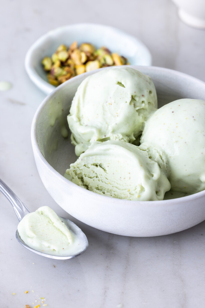 homemade pistachio ice cream